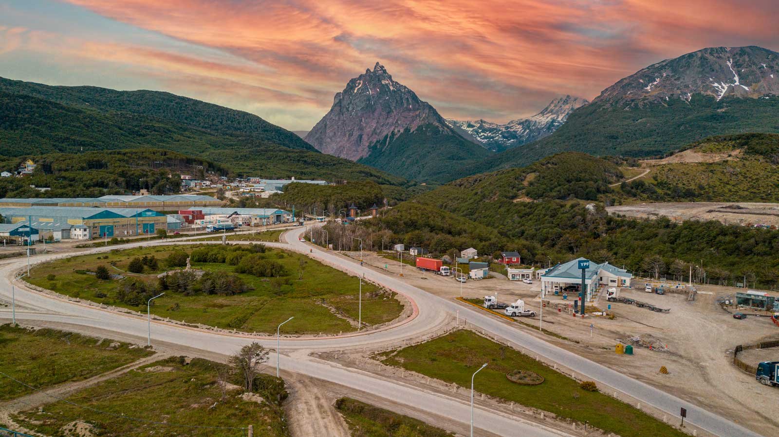 Estación de servicio Rio Olivia, vista desde el dron